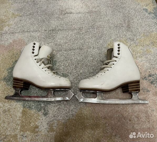 Коньки фигурные Jackson 3 1/2 С