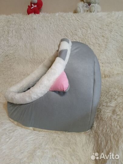 Домик лежанка для кошки и собаки новый