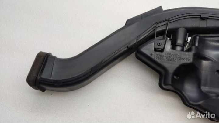 Воздуховод Lexus Es300H axzh10 A25afxs 2019