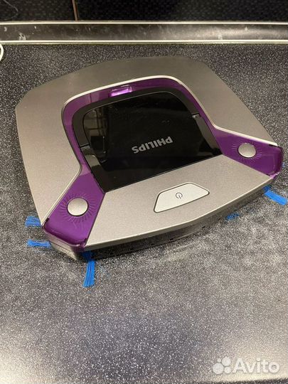 Робот пылесос philips
