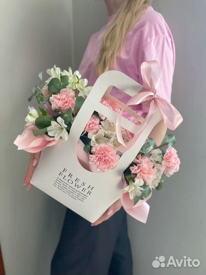 Тюльпаны к 8 марта корпоративные букеты