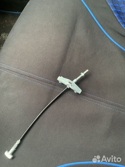 Тросик ручника центральный logan 1