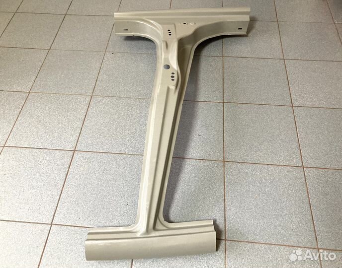 Центральная стойка кузова Kia Spectra 2001-2011