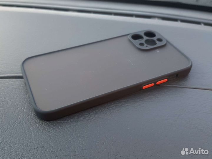 Чехол на iPhone 12 pro