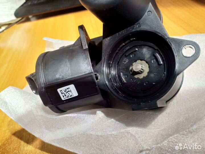 VW Passat B 6-7 CC моторы ручника 6 и 12 3C0998281