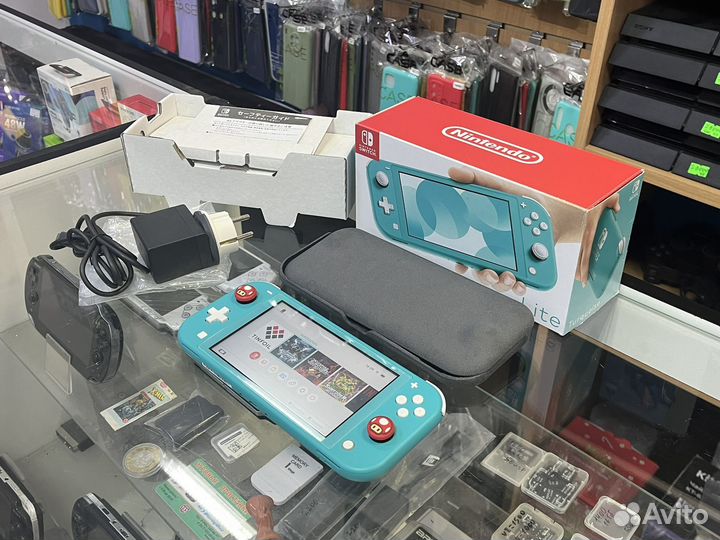Nintendo Switch Lite 160 Gb Чипованный+30 игр