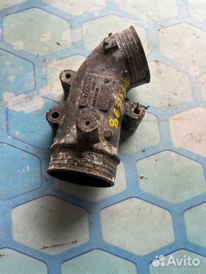 Патрубок интеркулера 8631538