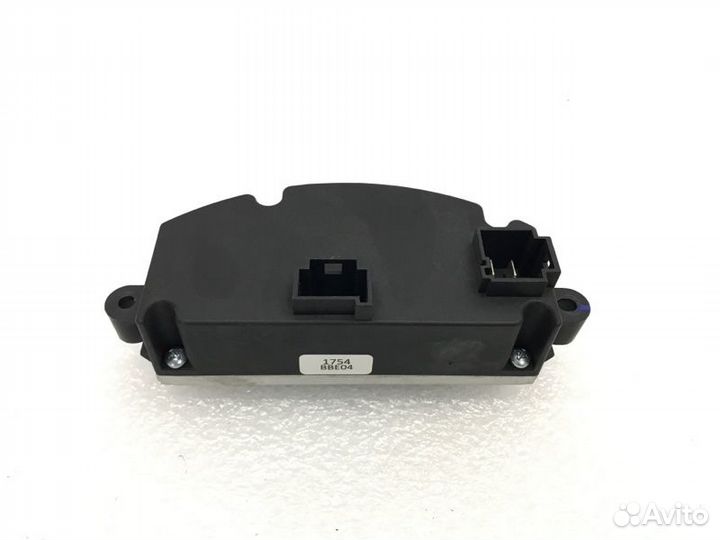 Резистор печки Skoda Octavia 1.6 cwva 2018