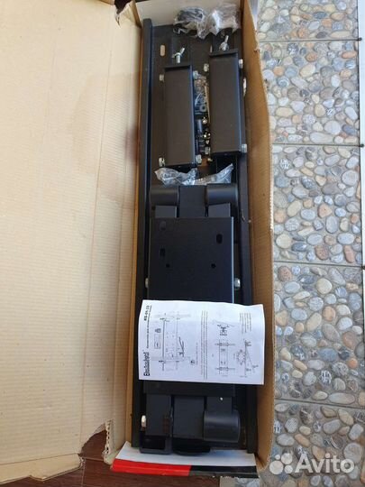 Кронштейн для телевизора поворотный