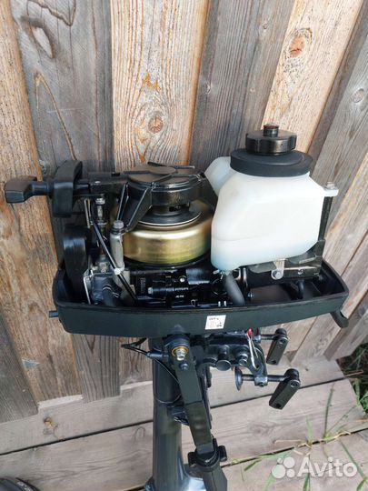 Лодочный мотор