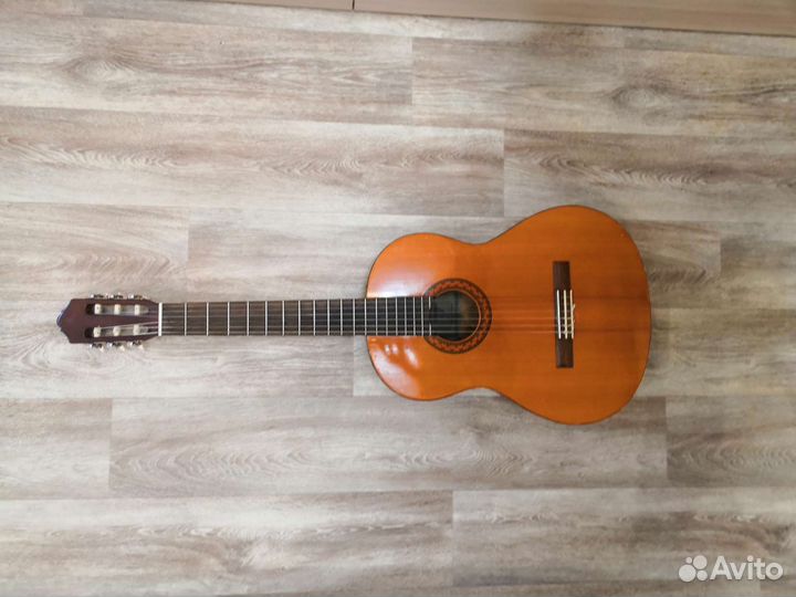 Yamaha c40