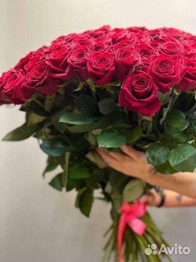 Цветы розы и букеты с доставкой алые розы