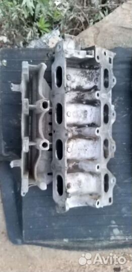 Впускной коллектор Renault Megane 2