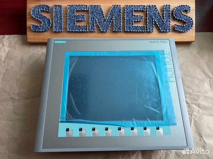 Панель оператора Siemens 6AV6647-0AF11-3AX0 новая