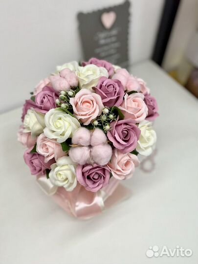 Букет из роз на основе мыльной пены «Алетта»