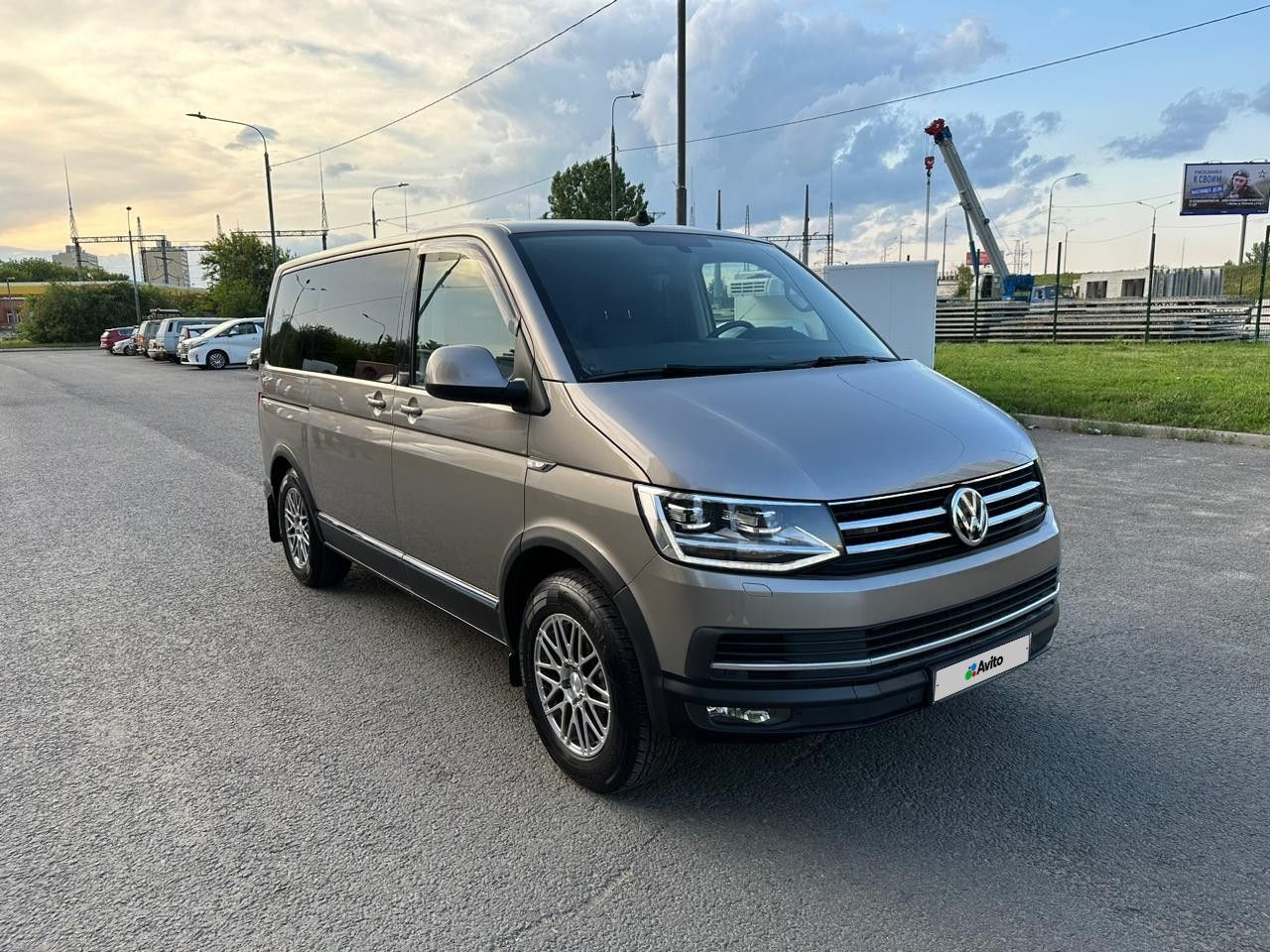 Volkswagen Caravelle: фото владельца