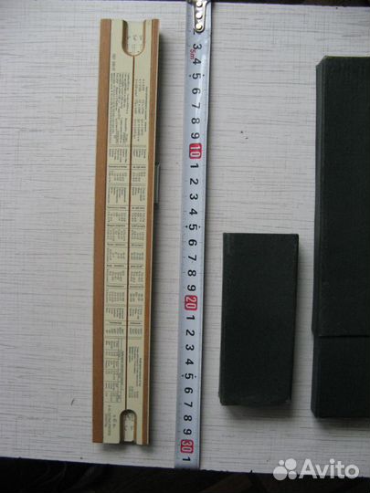 Логарифмическая линейка в футляре СССР
