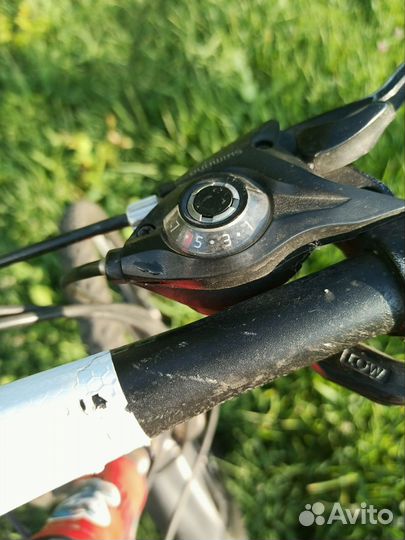 Велосипед на литых дисках 26