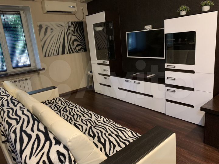 2-к. квартира, 46 м², 1/9 эт.