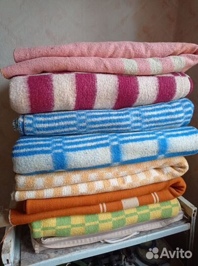 Шерстяное одеяло б/у, 1,5