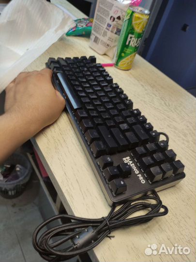 Игровая механическая клавиатура