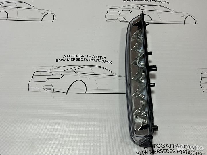 Левый ходовой огонь Mercedes GL x164 ML w164