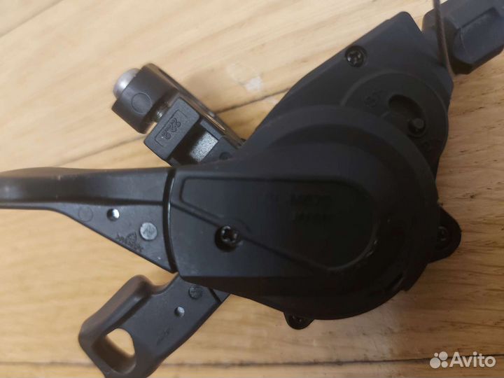 Переключатель манетка Shimano Deore SLX цепь KMC