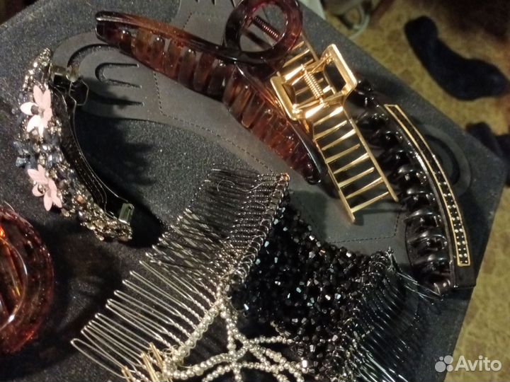 Заколка для волос