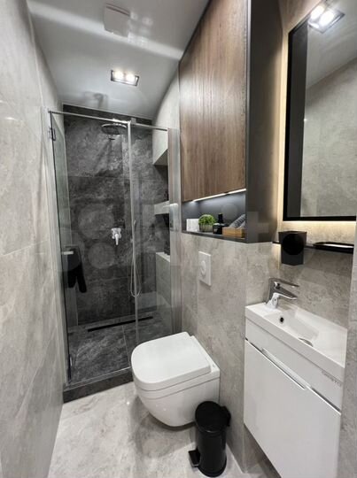 2-к. квартира, 64 м², 2/9 эт.