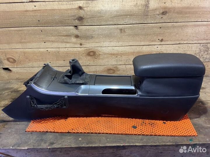 Консоль центральная Mazda 6