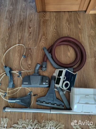 Моющий пылесос Thomas smarty