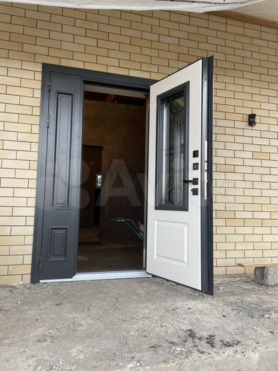 Дом 156 м² на участке 7,5 сот.