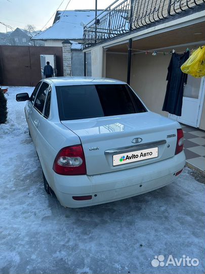 LADA Priora 1.6 МТ, 2012, 200 000 км