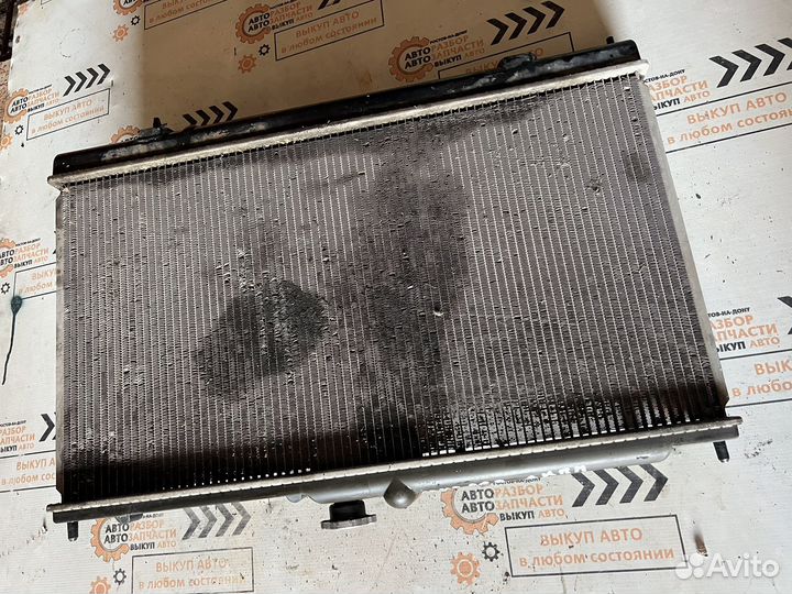 Радиатор охлаждения Mitsubishi Lancer IX