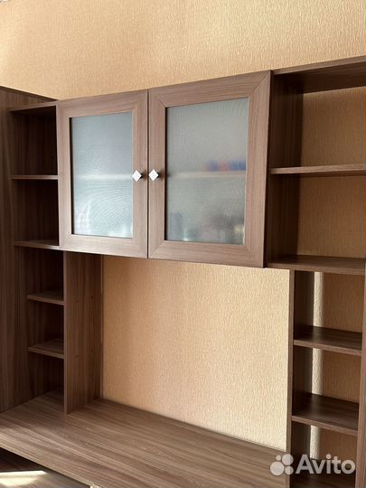 Стенка в гостиную