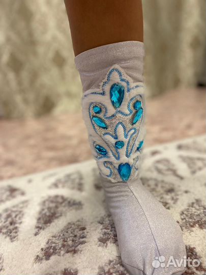 Продам новогодний костюм снежинки