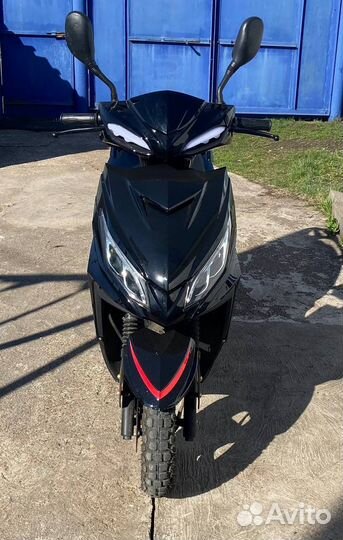 Скутер iris 50(125)