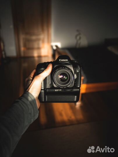 Canon EOS 5D с батарейным блоком