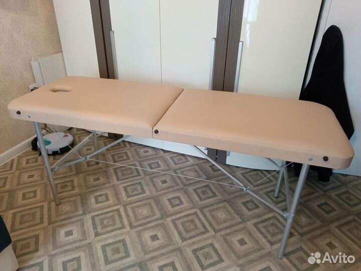 Массажный стол складной с вырезом