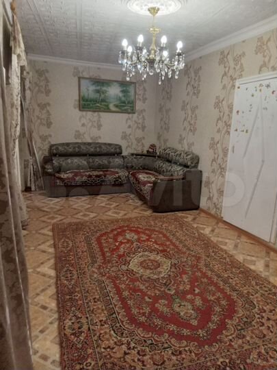 2-к. квартира, 57 м², 1/2 эт.