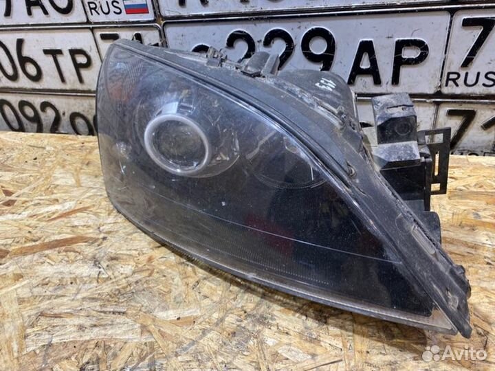 Фары Ford Mondeo 3 2002