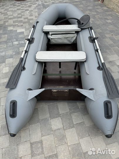 Лодка пвх Flinc FT320L