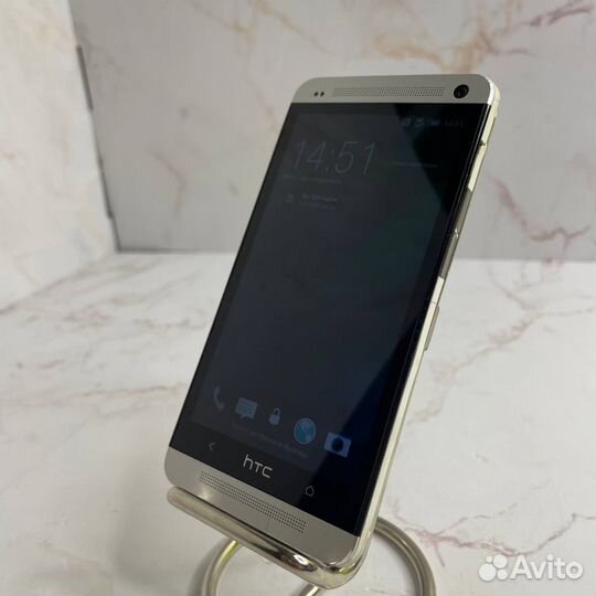 HTC One Dual Sim, 2/32 ГБ