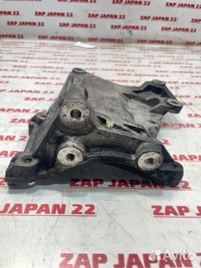 Кронштейн крепления компрессора кондиционера