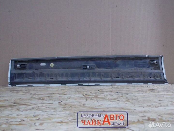 Молдинг двери задний правый Audi Q5 2012-2017