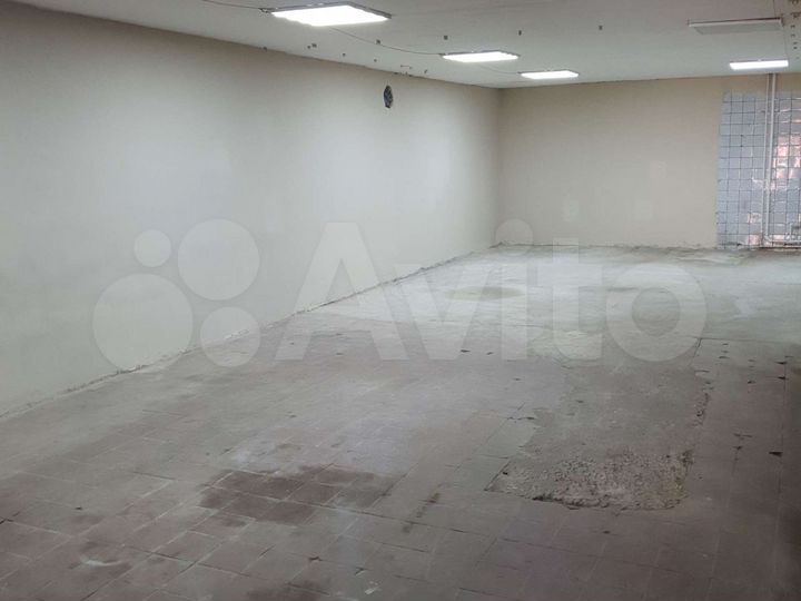 Свободного назначения, 215 м²