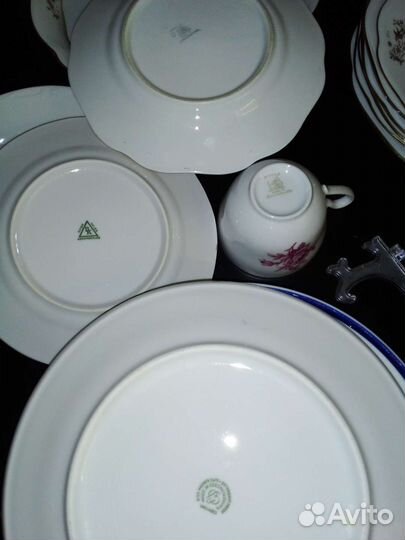 Тарелки Чехословакия, рюмки цветное стекло,винтаж