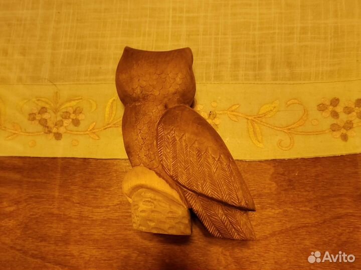 Деревянная резная фигура 