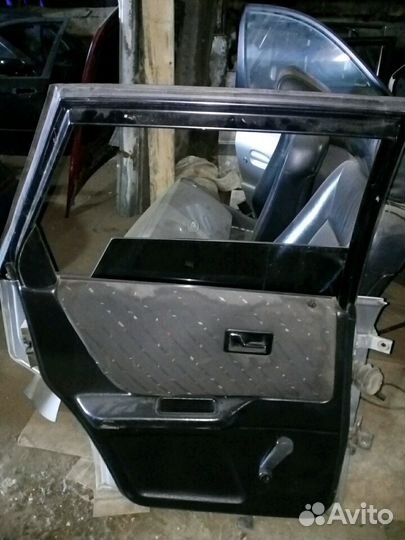 Дверь задняя левая Audi 80 b3
