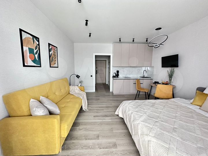 Квартира-студия, 32 м², 8/19 эт.